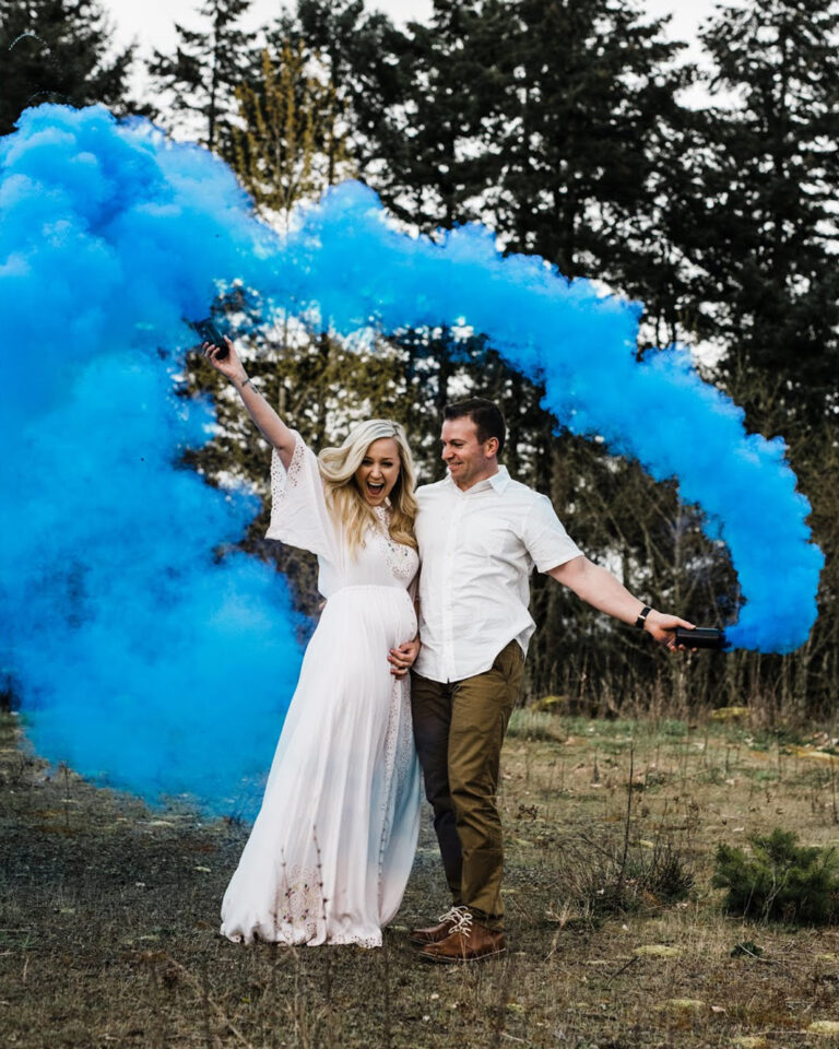 How Many Months Should You Be to Have a Gender Reveal Party
